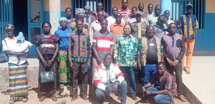 Dialogue politique et innovation locale: quand communautés locales et décideurs se parlent pour innover